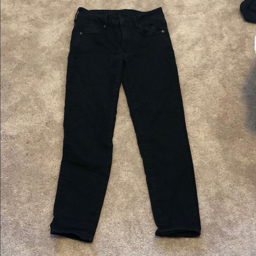 2/$25 💗american eagle black skinny jeans